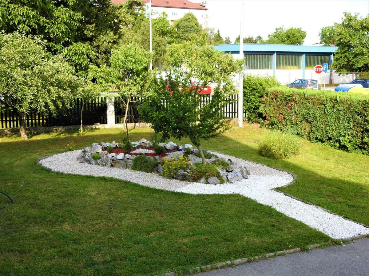 Sweet Dreams Apartment Varazdin Luaran gambar