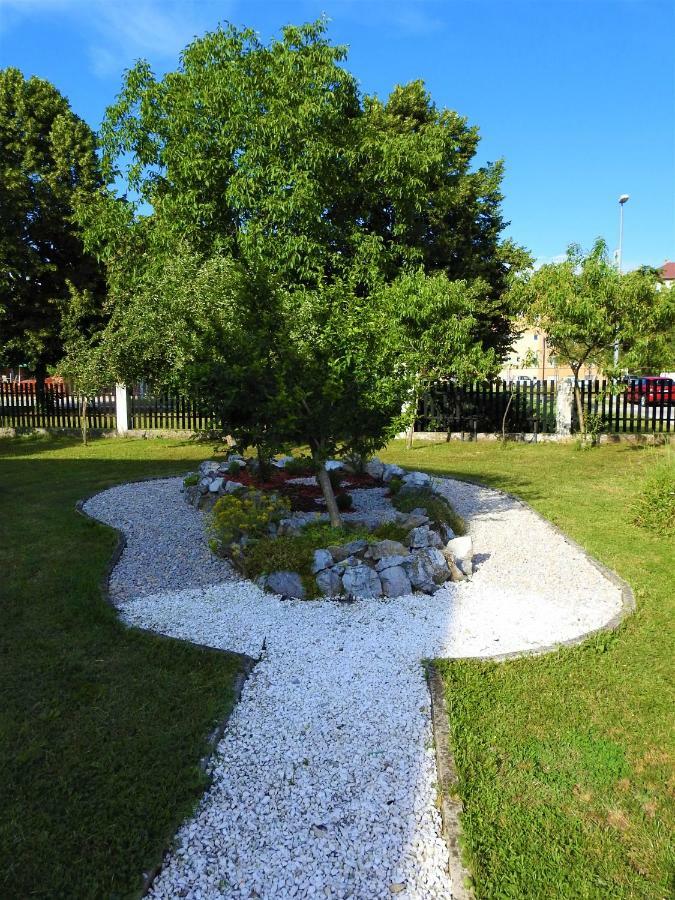 Sweet Dreams Apartment Varazdin Luaran gambar