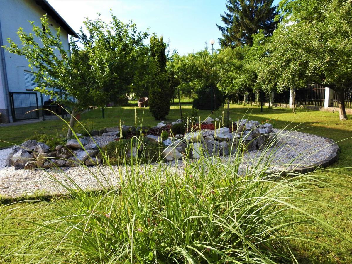 Sweet Dreams Apartment Varazdin Luaran gambar